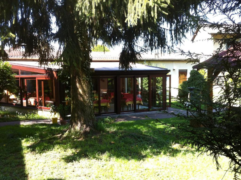 Les Tilleuls Montbeliard Sud Audincourt Exteriör bild