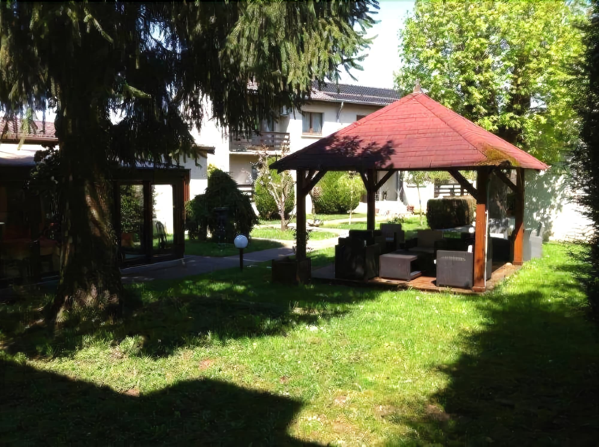 Les Tilleuls Montbeliard Sud Audincourt Exteriör bild